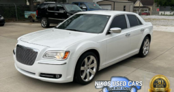 Chrysler 300 Limited, Bright White Clearcoat, 2012