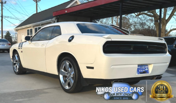 Dodge Challenger R/T Coupe, Stone White, 2009 full
