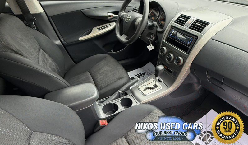 Toyota Corolla, Super White, 2011 full